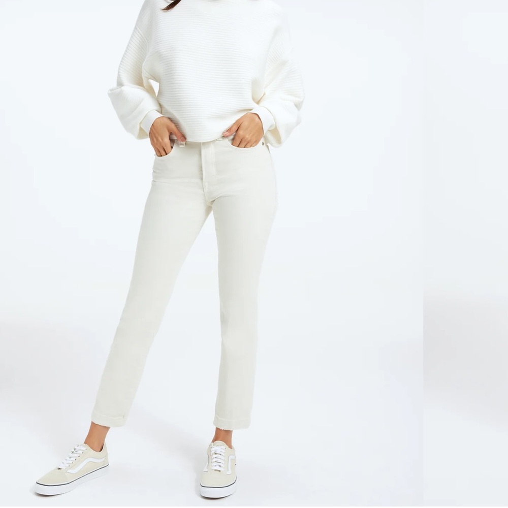 GOOD AMERICAN classic slim straight in BONE
